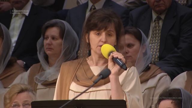 Она пришла ко гробу очень рано - Стих смотреть онлайн