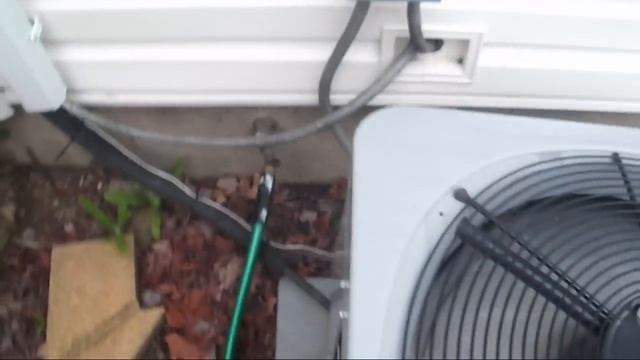 LAST VIDEO of the 2008 Carrier 2.5-ton central air-conditioner running (Startup/Shutdown) смотреть онлайн