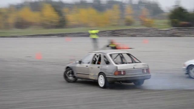 Ford Sierra V8 Drift смотреть онлайн