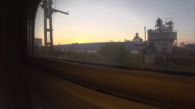 261) "Лето-22". Назад — в будущее! Плацкарт от Новосибирска до Уфы. Необычное купе на Питер. смотреть онлайн