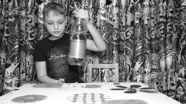 CHELLENGE: Трешёвые бобы, рвота, тухлое яйцо. Блюю вместе с братом!