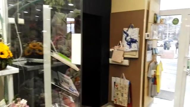 Я пережИла осень-зиму, пришлите мне цветов корзину. смотреть онлайн