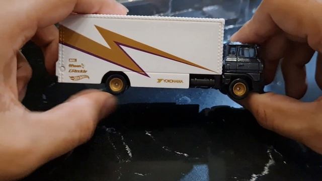 HW Team transport Nissan Sylvia S13 and Sakura sprinter смотреть онлайн