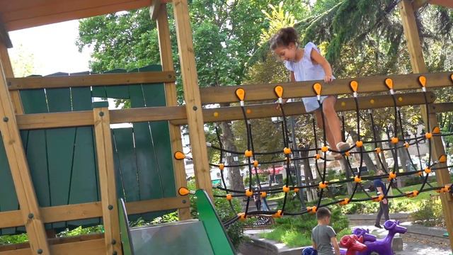 Эмилюшина розовая фотосессия + сюрприз в конце видео смотреть онлайн