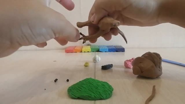 Как слепить тиранозавра из пластилина (часть 2) смотреть онлайн