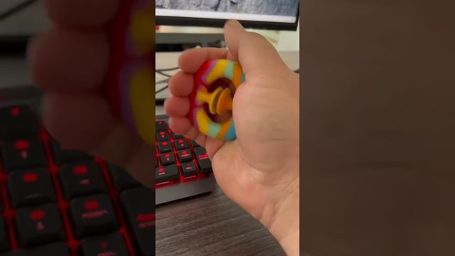 Антистресс игрушка с присоской — снапперс (snappers ) смотреть онлайн