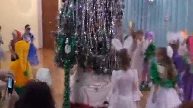 1 (ч) Новогодний утренник * СОЛОВУШКА * Тольятти - 2012 смотреть онлайн