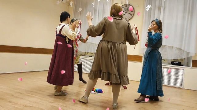 круговые танцы народов мира с Еленой Сотниковой. Москва смотреть онлайн