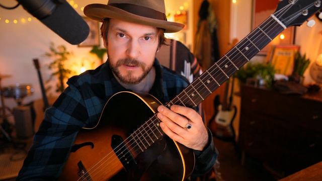 “I'll See You in My Dreams" - full lesson on jazz chords & soloing! смотреть онлайн