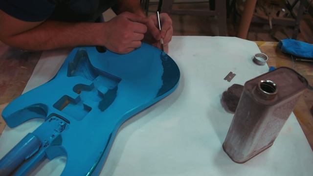 How To do a Color Over Color Relic Paint Job With Spray Cans смотреть онлайн