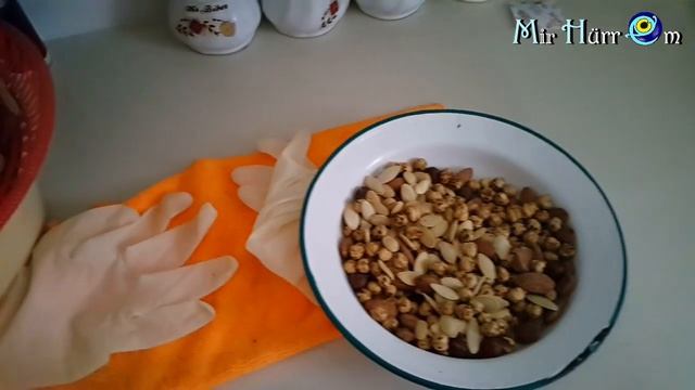 Дача у моря. Собираем оливки с котиками, трапезничаем с видом на море. Измир, Турция смотреть онлайн