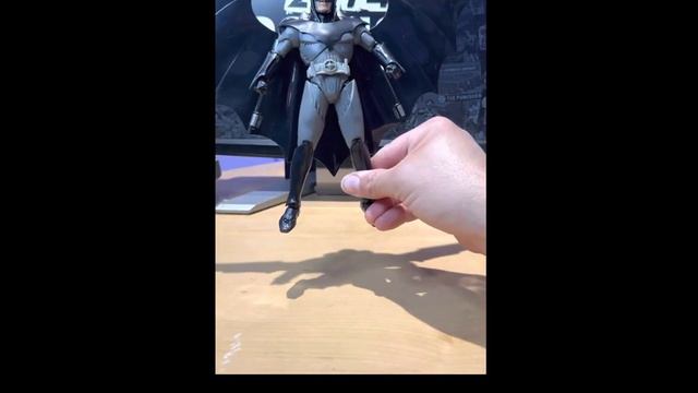 McFarlane DC Multiverse ARMORED BATMAN (KINGDOM COME) Figure Review смотреть онлайн
