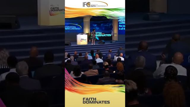 Apostle Cynthia Brazelton with Dr. Bill Winston on Instagram смотреть онлайн