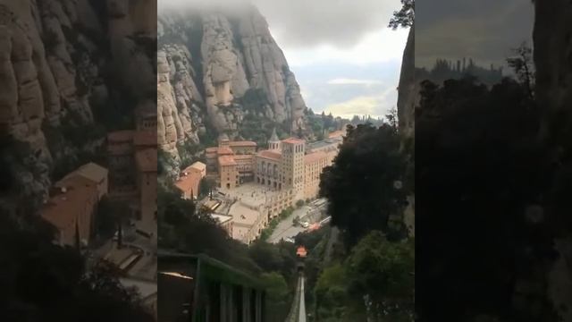 Фуникулер Santa Cova Монастырь Монсеррат Monasterio de Montserrat Spain смотреть онлайн