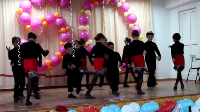 Самба-танцует 2А класс смотреть онлайн