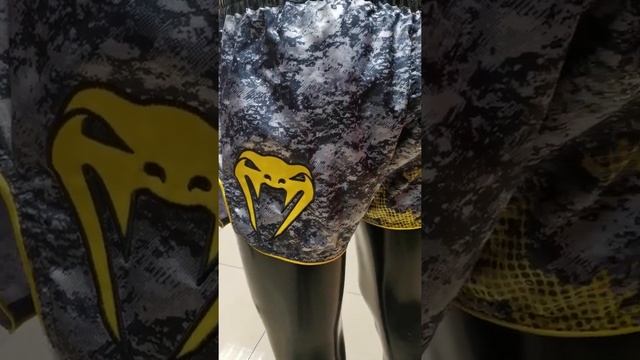 Шорты для тайского бокса Venum Tramo смотреть онлайн
