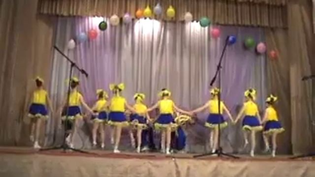 Хару Мамбуру - средняя группа. День семьи 2012 смотреть онлайн