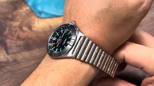 Breitling Chronomat GMT 40 - Watch This Before You Buy!