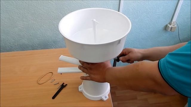 Сепаратор для молока ручной (Видео обзор) смотреть онлайн