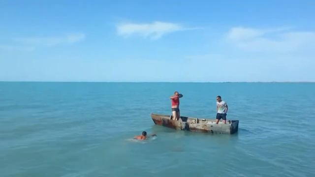 Нашли самодельную лодку. Балхаш смотреть онлайн