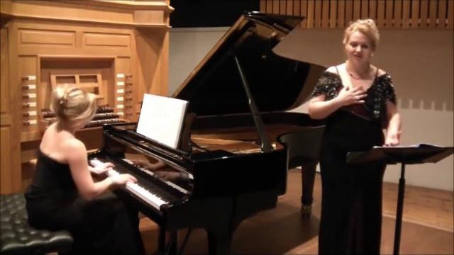 Les soirs de Moscou(Подмосковные вечера), chanson russe populaire par duo "Bel Canto" смотреть онлайн