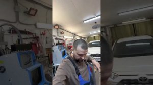 Тойота Рав 4 на вариаторе 5 поколения на замену масла аппаратом