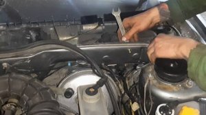 Газовые упоры капота ваз 2113, 2114 и т.д. установка