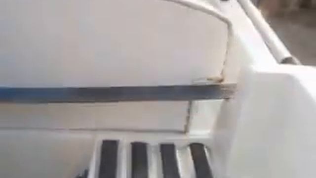 Лодка с каютой смотреть онлайн