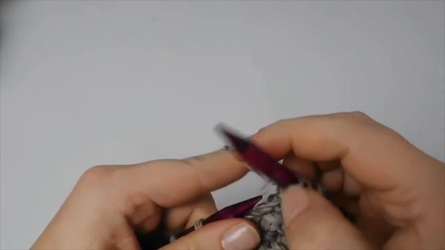 Tolles Stirnband stricken | Zopfmuster смотреть онлайн