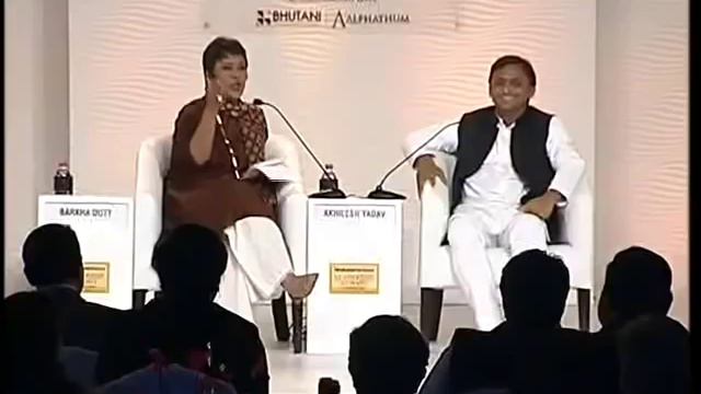 On 'Bua' Mayawati, 'Chacha' Shivpal And 'Uncle' Amar Singh - Can Akhilesh Yadav Break Free? смотреть онлайн