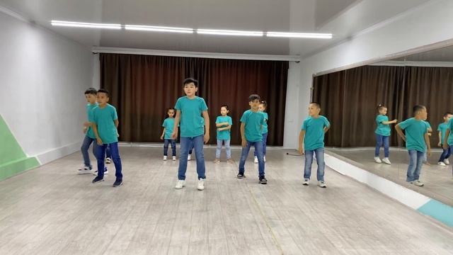 "Дай мне ударных" Студия танцев "Gefest" смотреть онлайн