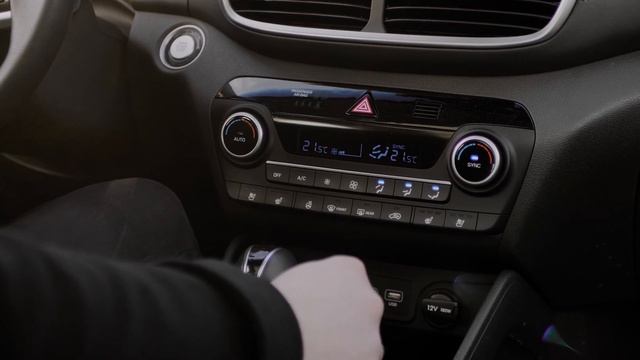 Hyundai TUCSON 2020. До сих пор лучше чем Sportage? Вооружен и безопасен. смотреть онлайн