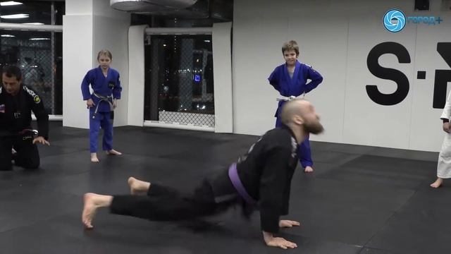 Кулаков Андрей на ТВ «Дети в сюжете»  мастер класс по джиу джитсу