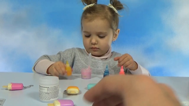 Блеск для губ набор для изготовления распаковка Lip Balm unboxing set toy смотреть онлайн