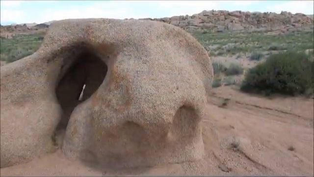 Брянский джипер в одиночку покорил пустыню Гоби смотреть онлайн