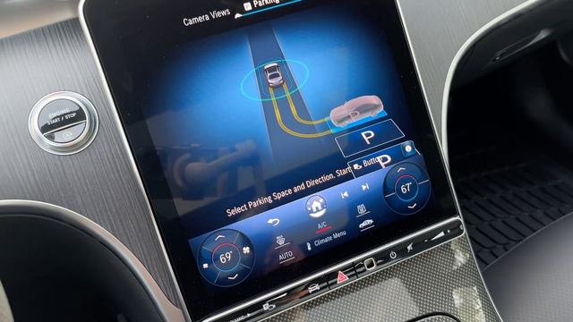 Spatial Camera iPhone 15 Pro Max / m17 -Desiree Lovell at Mercedes-Benz of Little Rock смотреть онлайн
