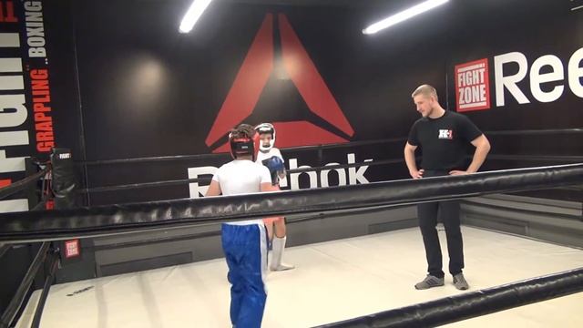 Котин Л. (син) win - Солодуха А. 03.12.16 Первенство D-Fight, кикбоксинг смотреть онлайн