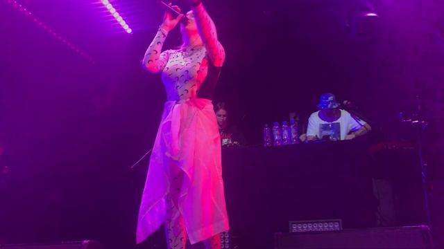 Cream Soda-Уйди,но останься (Red club live 30.11.19) смотреть онлайн