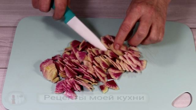Лёгкий, вкусный салат с курицей и овощами за 5 минут. Без майонеза! С пикантной заправкой смотреть онлайн
