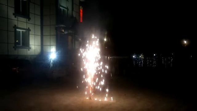 Новогодний салют и фейрверк 2012 в Домбае смотреть онлайн