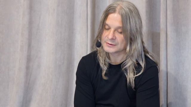 Притчу о рыбаке расказывает Алунайя смотреть онлайн