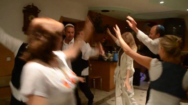 Еврейские танцы в Трускавце служение "Небесный Иерусалим" смотреть онлайн