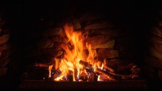1 Час успокаивающих и расслабляющих звуков камина (без музыки) смотреть онлайн