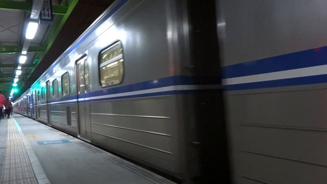2015.03.15 臺鐵2368次區間車駛離潭子站 смотреть онлайн