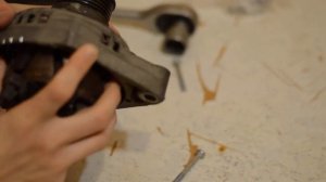 Как открутить шкив генератора ВАЗ без ремня