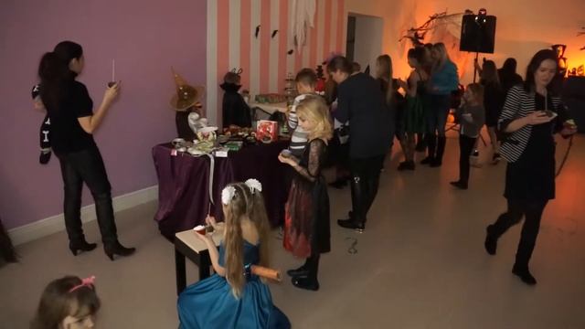 Самая лучшая вечеринка на Хэллоуин 2016 смотреть онлайн