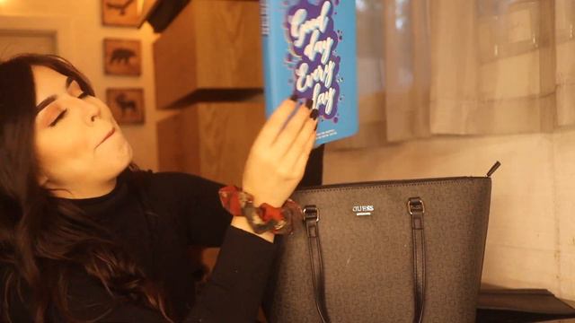 WHAT'S IN MY BAG 2020 смотреть онлайн