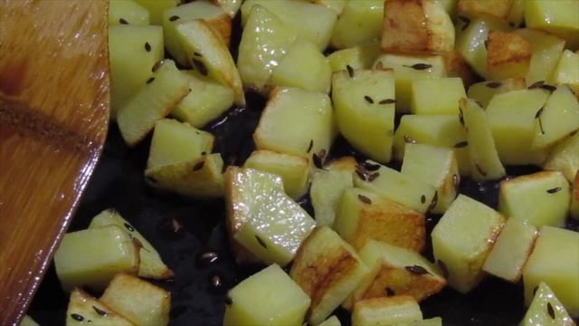 Готовим лёгкий ужин ?. Самые простые продукты и не обычные пряности. Со вкусом по миру вкусов. смотреть онлайн