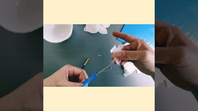 Wafer Paper Moth Orchid смотреть онлайн