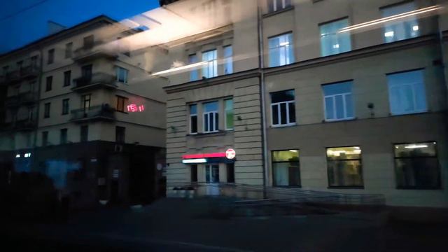 #8.Путешествие с...(виды Минска из окна автобуса на Москву, который отправляется ежедневно в 19:00) смотреть онлайн